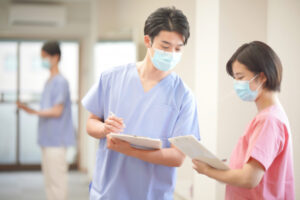 精神疾患を抱える方とのコミュニケーション技法を精神訪問看護師が解説