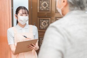訪問看護ステーションに転職したい方向け｜病棟との違いや訪問看護のやりがい、メリットも解説