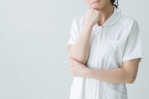 幻聴が聞こえる方への看護とは？看護師が行うとよい声かけや関わり方を解説！