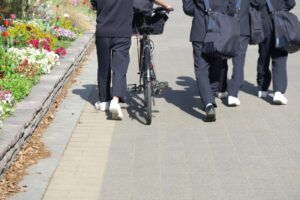 不登校による問題と解決方法とは？精神科の支援を受けるのも選択肢のひとつ