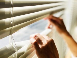 社交不安障害はどんな病気？治療や予防方法についても解説