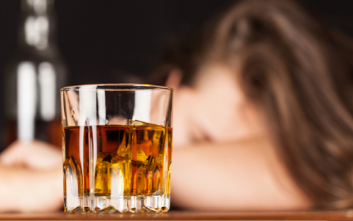 アルコール依存症とは