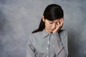 うつ病は遺伝する？家族歴と発症リスクの関係を徹底解説