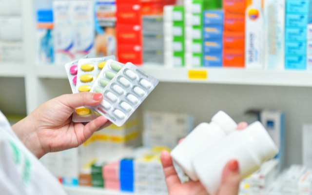 双極性障害の薬と治療法｜気分を安定させる薬の種類と副作用のすべて