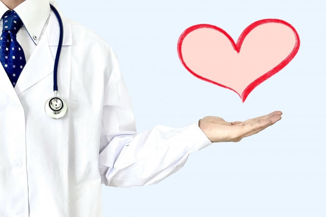 うつ病は何科を受診すればいい？ 症状別の診療科選びと、専門医への相談方法