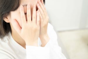 不眠症は何科？専門医が教える、原因に合わせた適切な病院選びと、ぐっすり眠るためのヒント
