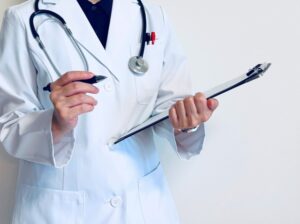 不眠症で病院に行くべき？病院の選び方と治療のポイント